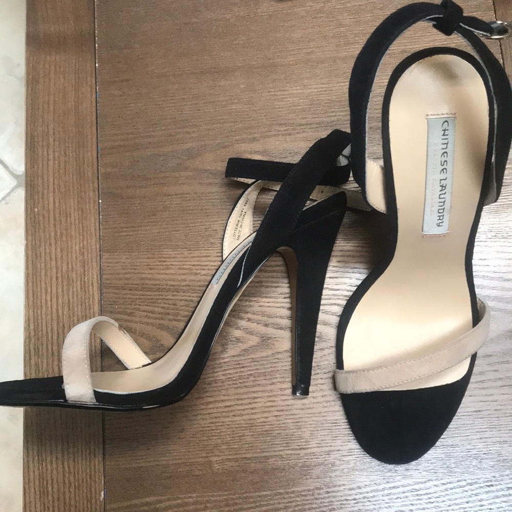 Black and nude suede Lotteria heels